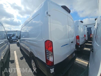 2023 Ford E-Transit Cargo Van Medium Roof 148.0" WB - miniatura 6