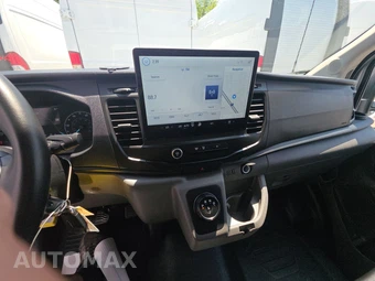 2023 Ford E-Transit Cargo Van Medium Roof 148.0" WB - miniatura 11