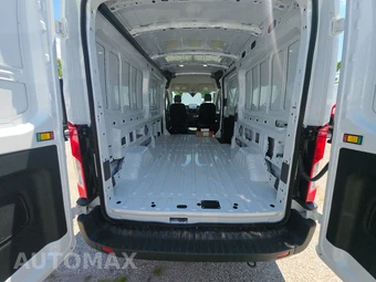 2023 Ford E-Transit Cargo Van Medium Roof 148.0" WB - miniatura 15