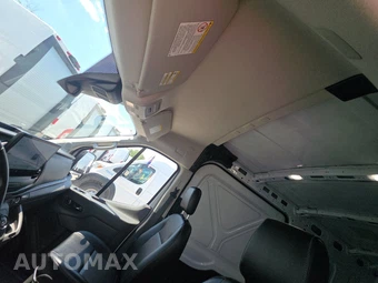 2023 Ford E-Transit Cargo Van Medium Roof 148.0" WB - miniatura 17