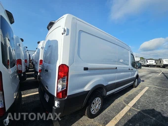 2023 Ford E-Transit Cargo Van Medium Roof 148.0" WB - miniatura 4