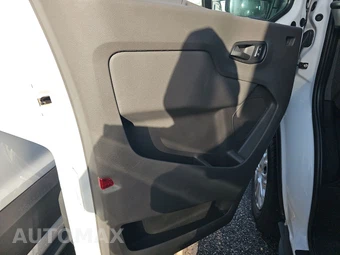 2023 Ford E-Transit Cargo Van Medium Roof 148.0" WB - miniatura 9
