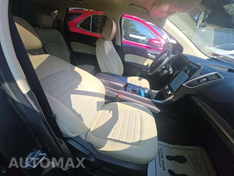 2023 Ford Edge SE - miniatura 18