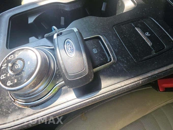 2023 Ford Edge SE - miniatura 8