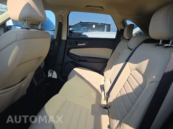 2023 Ford Edge SE – miniatura 13