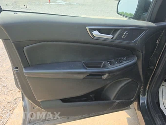 2023 Ford Edge SE - miniatura 9
