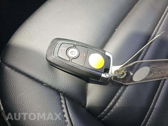 2023 Ford Edge SEL - miniatura 8