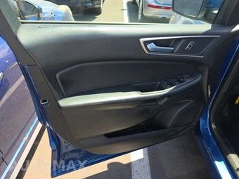 2023 Ford Edge SEL - miniatura 9