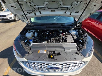 2023 Ford Edge SEL - miniatura 7
