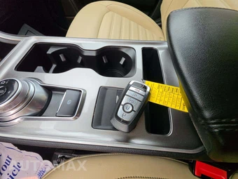 2023 Ford Edge SEL – miniatura 8