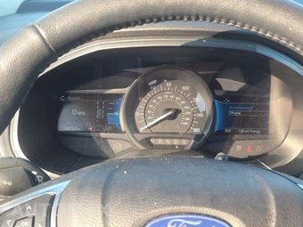 2023 Ford Edge SEL - miniatura 8