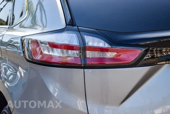 2023 Ford Edge SEL - miniatura 7