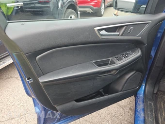2023 Ford Edge SEL - miniatura 9