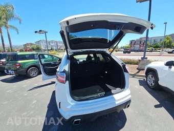 2023 Ford Edge ST - miniatura 14