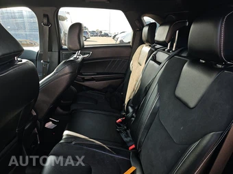2023 Ford Edge ST - miniatura 9