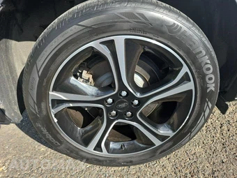 2023 Ford Edge ST - miniatura 10