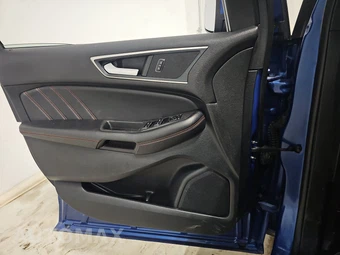 2023 Ford Edge ST-Line - miniatura 9