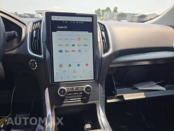 2023 Ford Edge Titanium - miniatura 11
