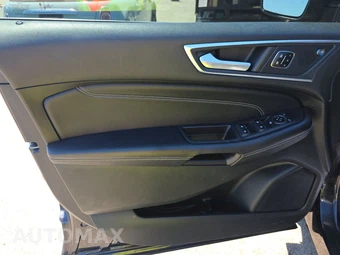 2023 Ford Edge Titanium – miniatura 9