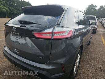 2023 Ford Edge Titanium - miniatura 4
