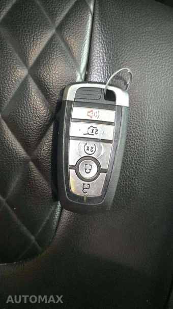 2023 Ford Edge Titanium - miniatura 17