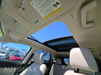 2023 Ford Edge Titanium - miniatura 8