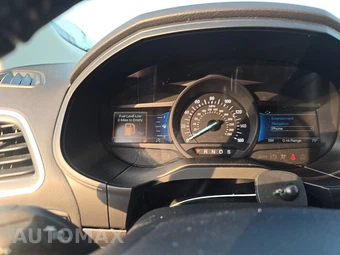 2023 Ford Edge Titanium - miniatura 8