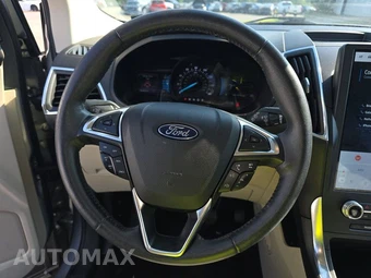 2023 Ford Edge Titanium - miniatura 5