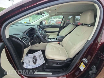 2023 Ford Edge Titanium - miniatura 3