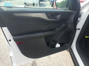 2023 Ford Escape Active - miniatura 9
