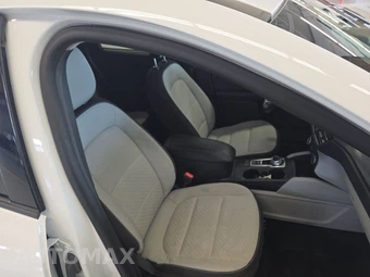 2023 Ford Escape Active - miniatura 8