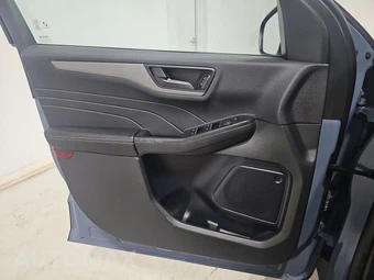 2023 Ford Escape Active – miniatura 9