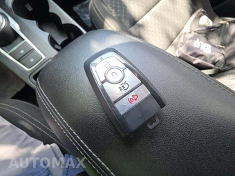 2023 Ford Escape Active - miniatura 8