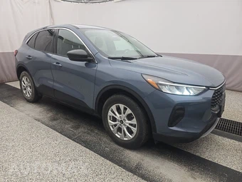 2023 Ford Escape Active - miniatura 3