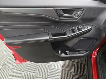 2023 Ford Escape Active - miniatura 9