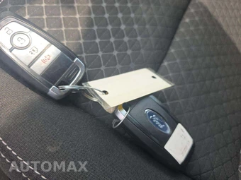 2023 Ford Escape Hybrid Active - miniatura 5