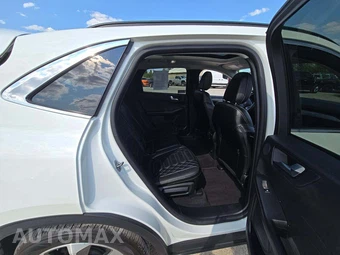2023 Ford Escape Hybrid Platinum - miniatura 13