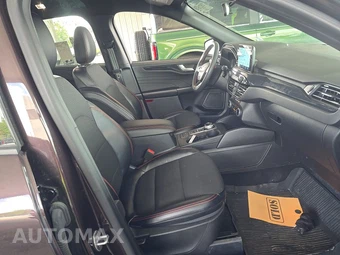 2023 Ford Escape Hybrid ST-Line – miniatura 8