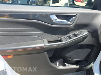 2023 Ford Escape Hybrid ST-Line Select - miniatura 9