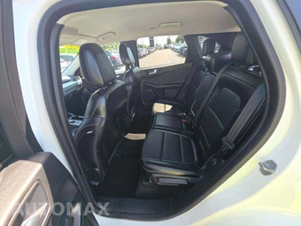 2023 Ford Escape Platinum - miniatura 10