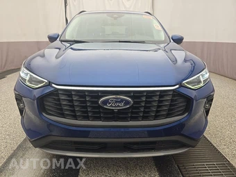2023 Ford Escape Platinum - miniatura 2