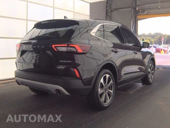 2023 Ford Escape Platinum – miniatura 4