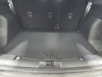 2023 Ford Escape Platinum - miniatura 16