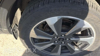 2023 Ford Escape Platinum - miniatura 21