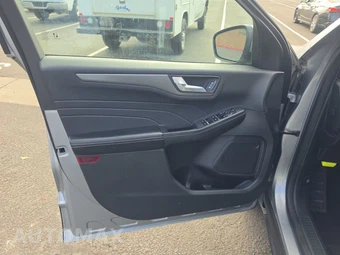 2023 Ford Escape Plug-In Hybrid PHEV - miniatura 9