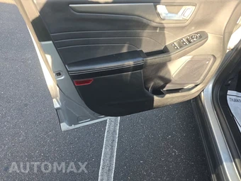 2023 Ford Escape Plug-In Hybrid PHEV - miniatura 9