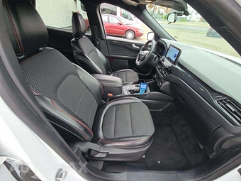 2023 Ford Escape ST-Line - miniatura 18