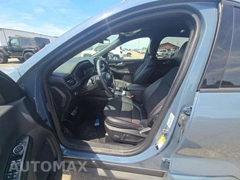 2023 Ford Escape ST-Line – miniatura 6