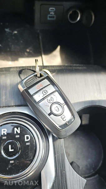 2023 Ford Escape ST-Line – miniatura 23