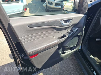 2023 Ford Escape ST-Line – miniatura 9
